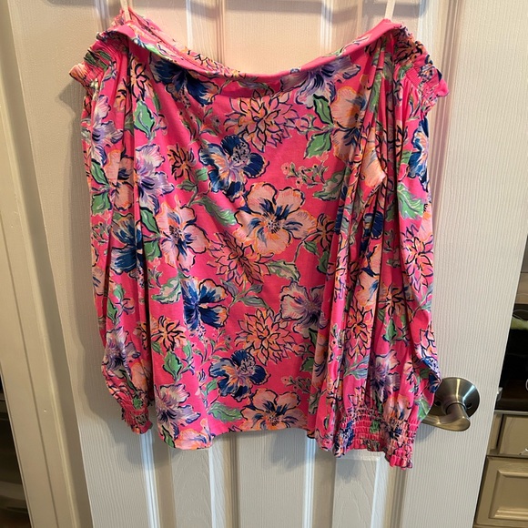 Off the shoulder top with long sleeves - Picture 1 of 2